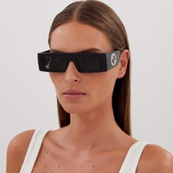 Excluded Gucci Sunglasses, New 350 - Picture 7 of 7